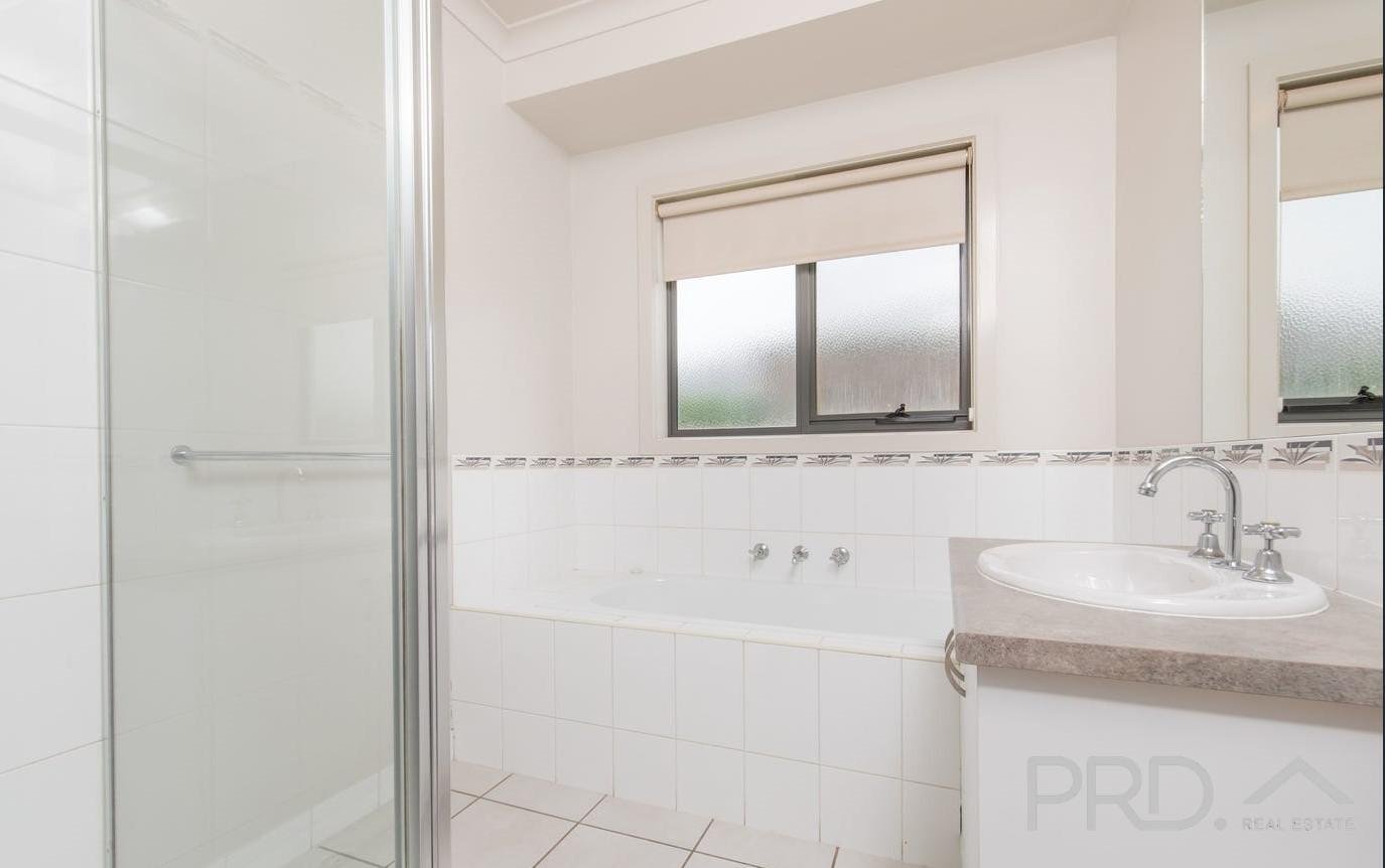 1 Peter John Court MILDURA 11