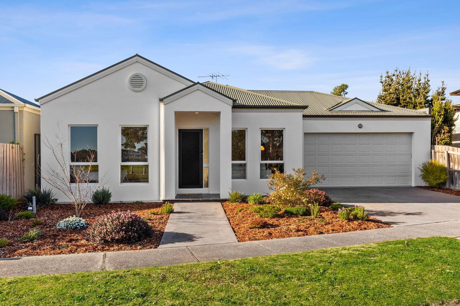 Real Estate and Property in 1 Peterho Boulevard, Point Lonsdale, VIC