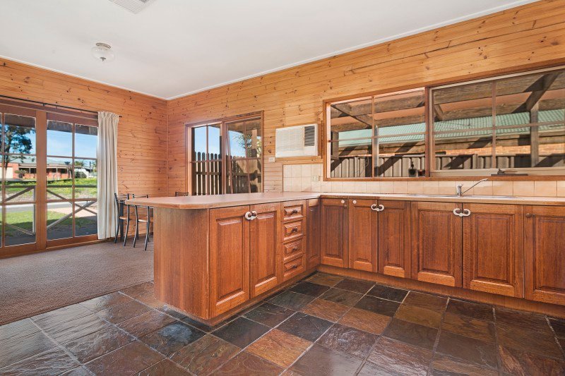 1 Petherick Street KANGAROO FLAT 2