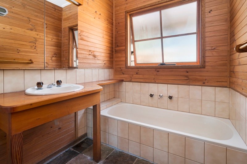 1 Petherick Street KANGAROO FLAT 6