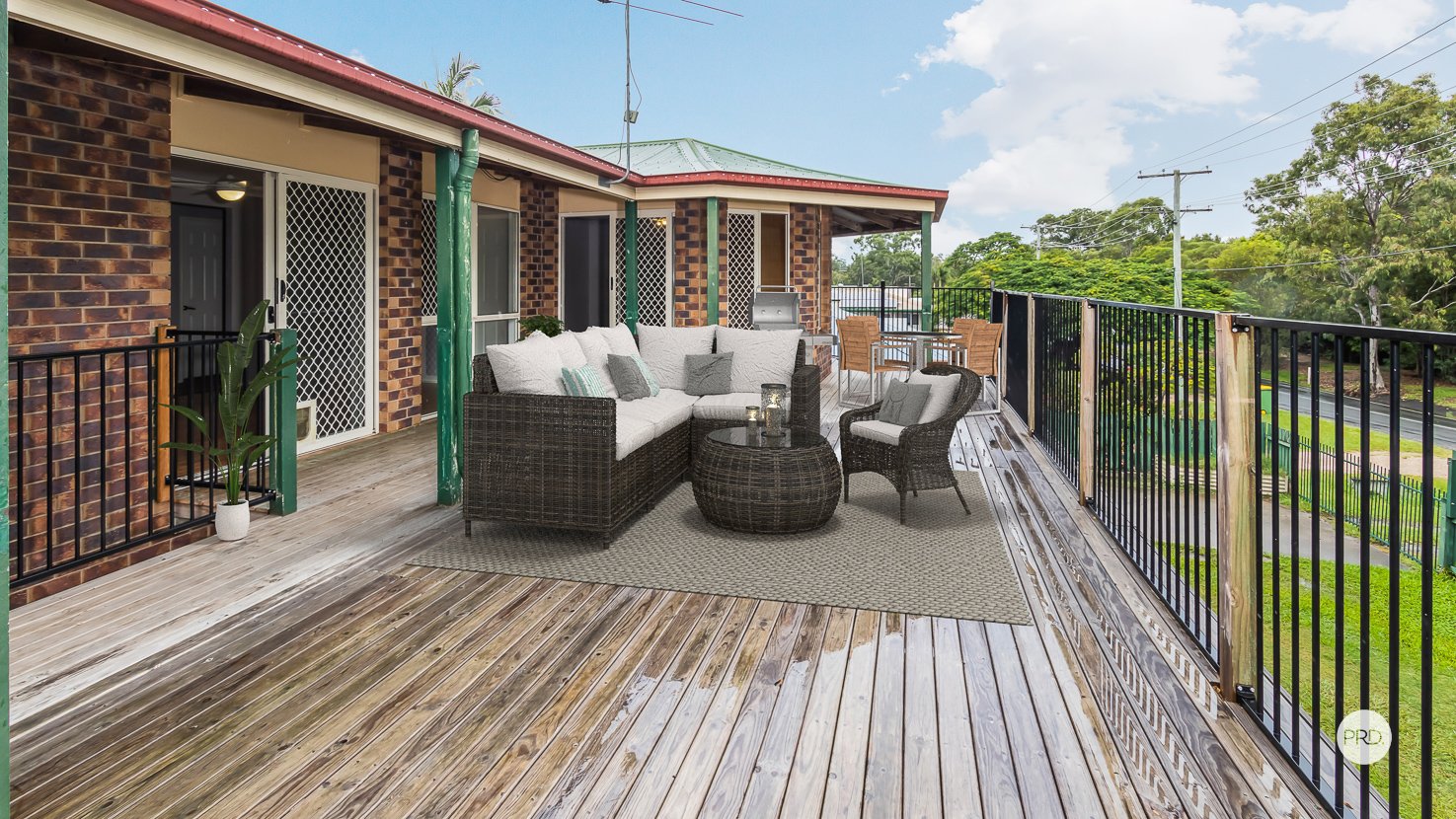 1 PHILLIP Street REDLAND BAY 4