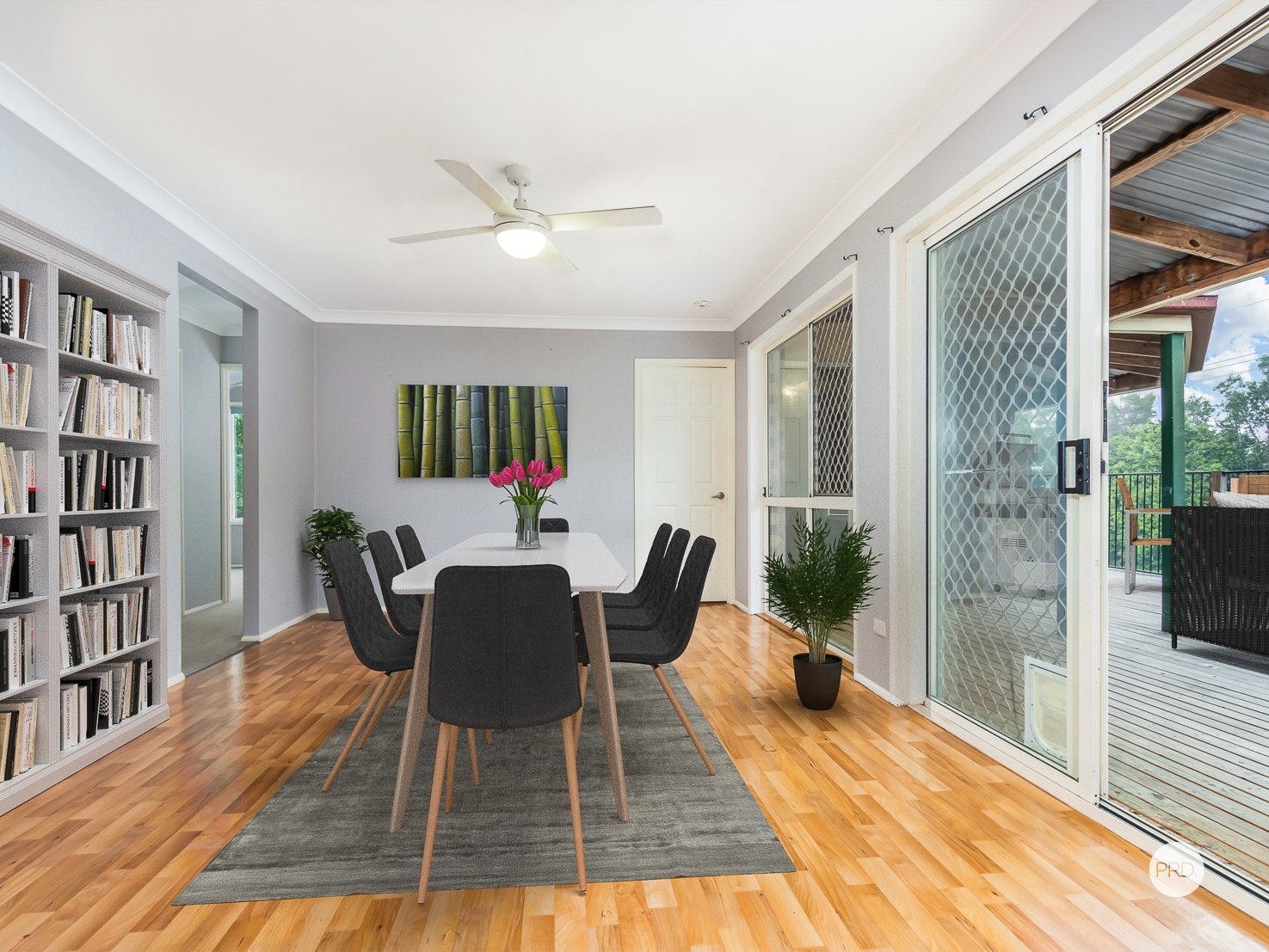 1 PHILLIP Street REDLAND BAY 5