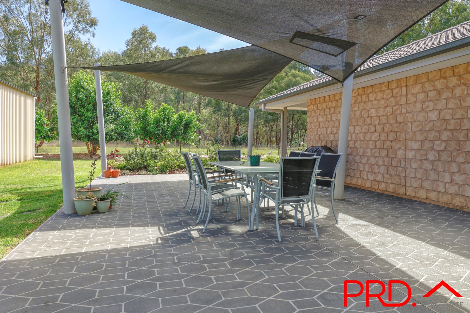 1 Pindari Drive TAMWORTH 5