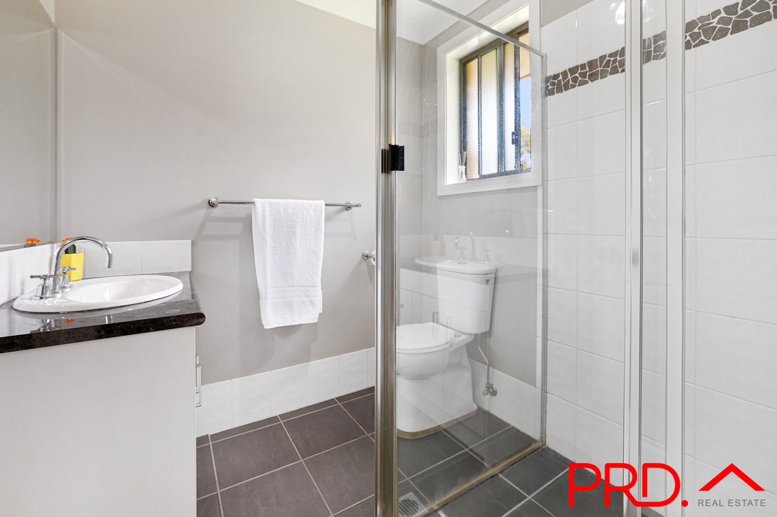 1 Pindari Drive TAMWORTH 17