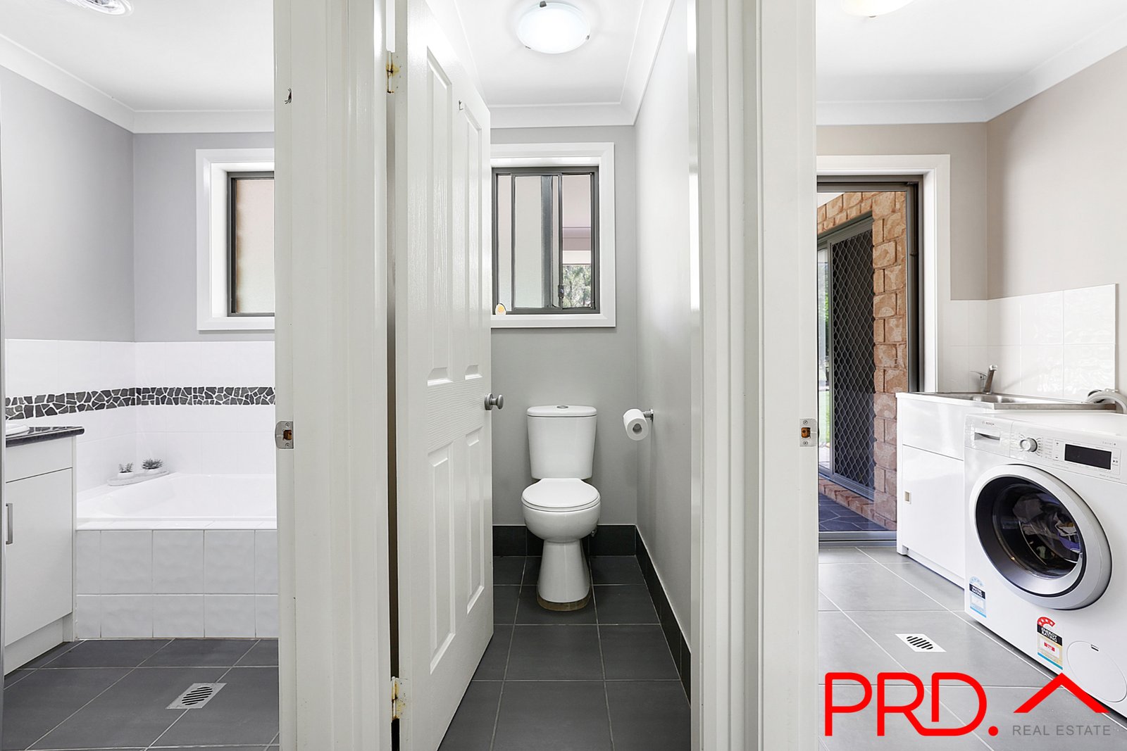 1 Pindari Drive TAMWORTH 22