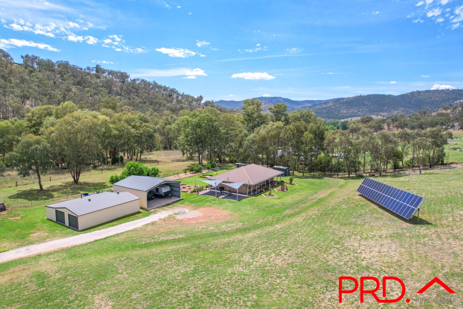 1 Pindari Drive TAMWORTH 32