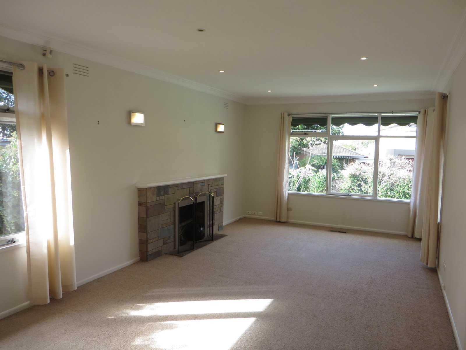 Gallery: 1 Port Street