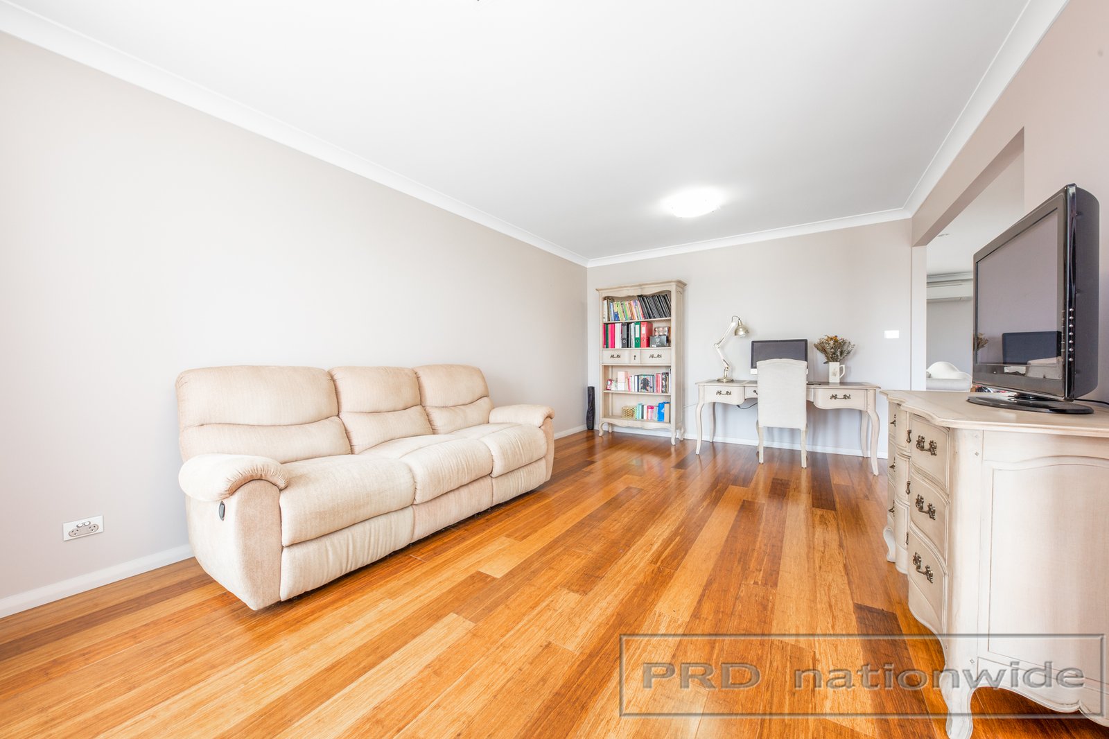 1 Portabello Crescent THORNTON 3
