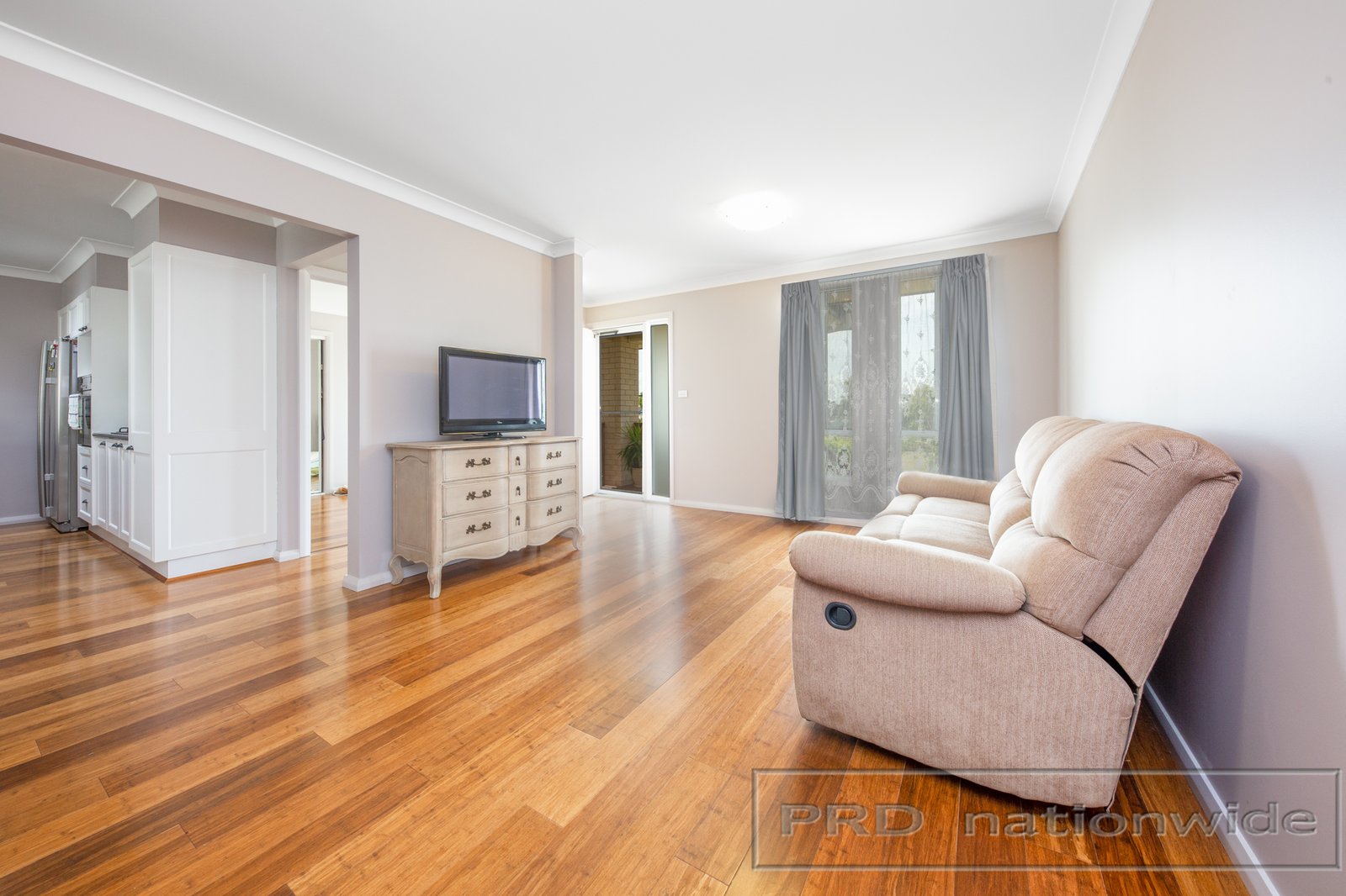 1 Portabello Crescent THORNTON 4