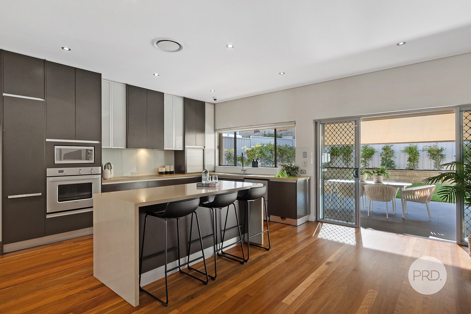 1 Prairievale Road SOUTH HURSTVILLE 5