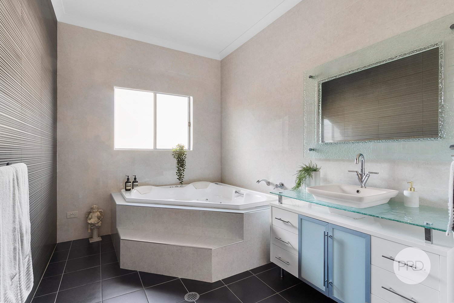 1 Prairievale Road SOUTH HURSTVILLE 10