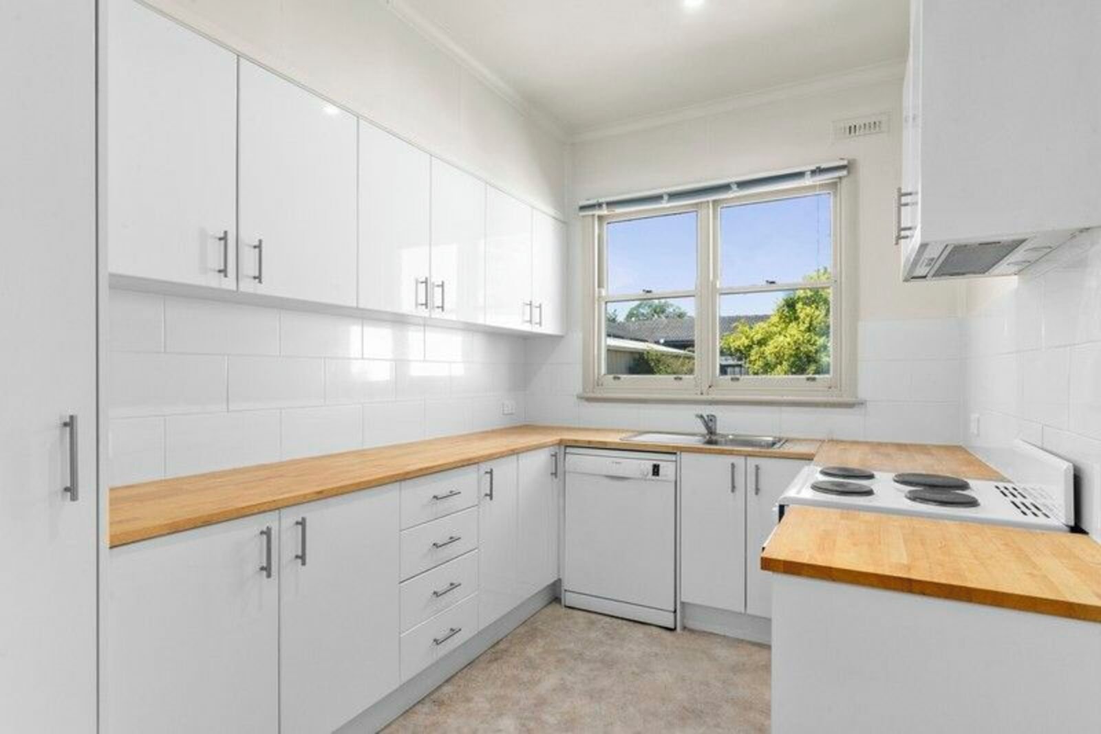 Gallery: 1 Purrumbete Avenue