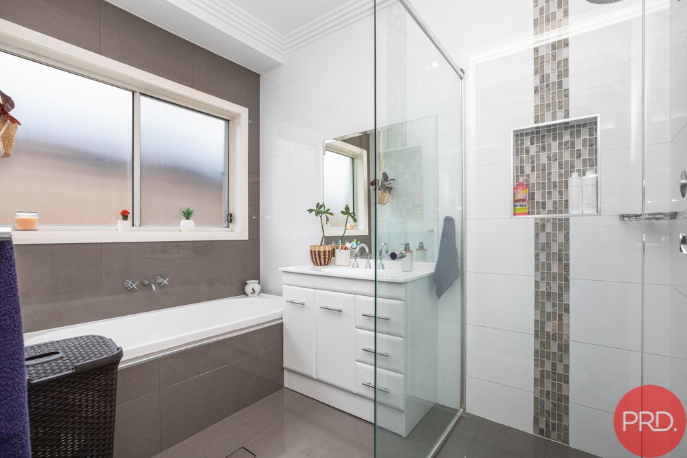 1 Radiant Avenue LARGS 11
