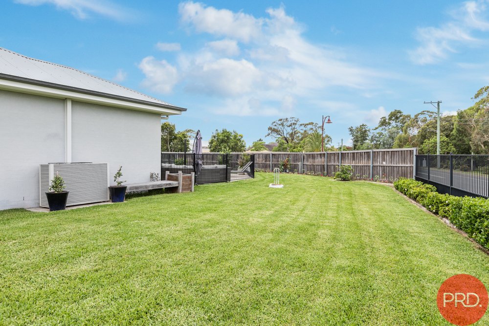 1 Radiant Avenue LARGS 32
