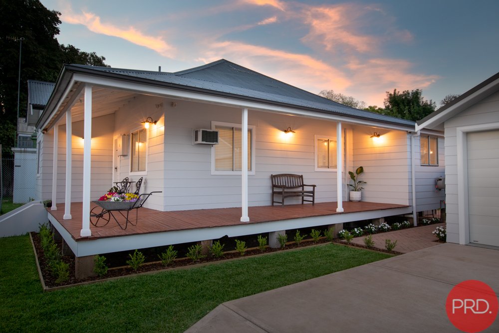 1 Raglan Street HORSESHOE BEND 2