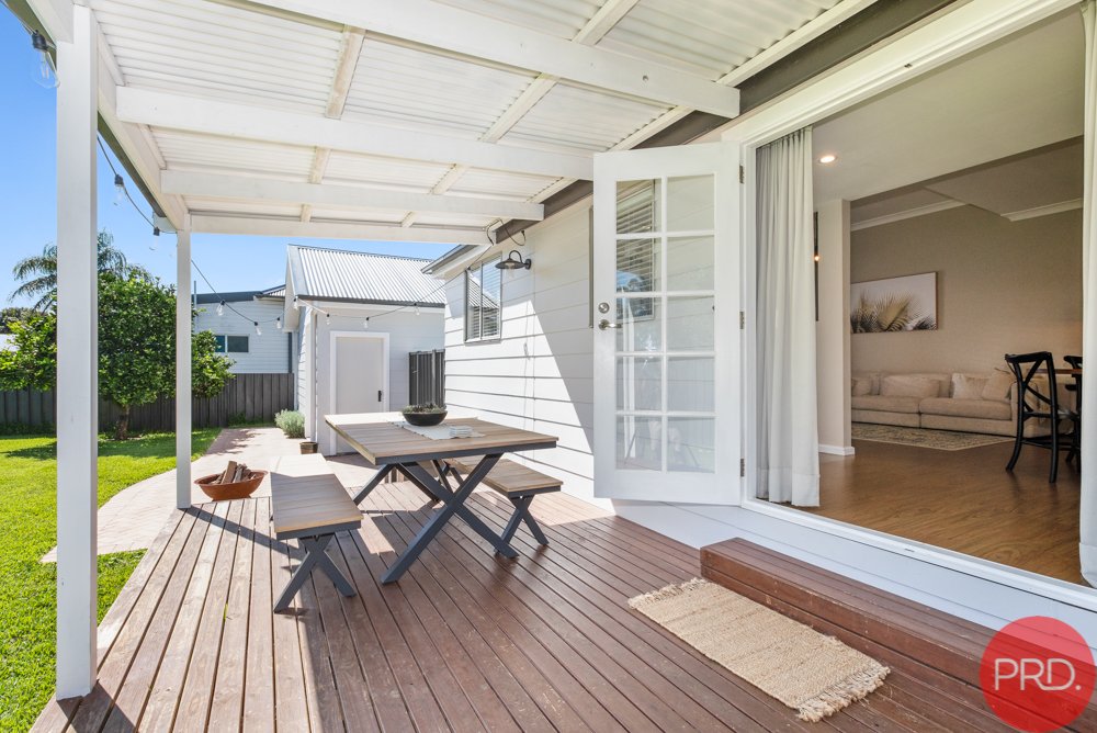 1 Raglan Street HORSESHOE BEND 14