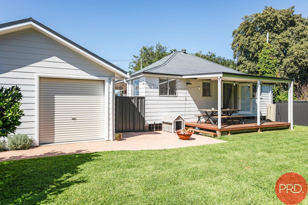 1 Raglan Street HORSESHOE BEND 20