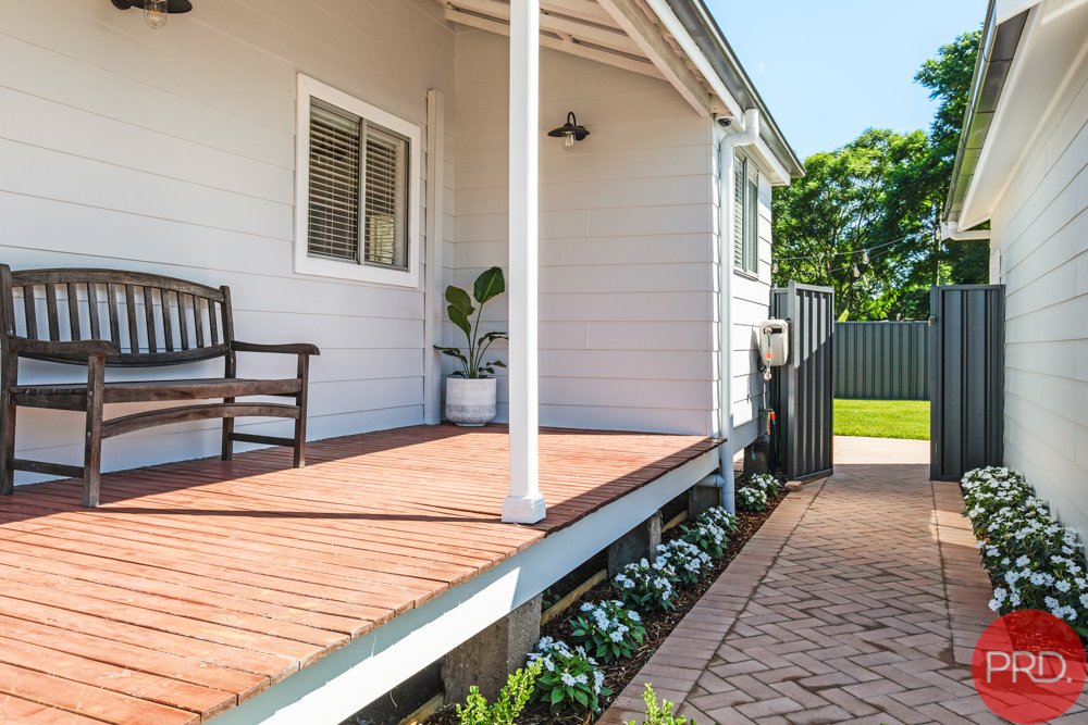 1 Raglan Street HORSESHOE BEND 21