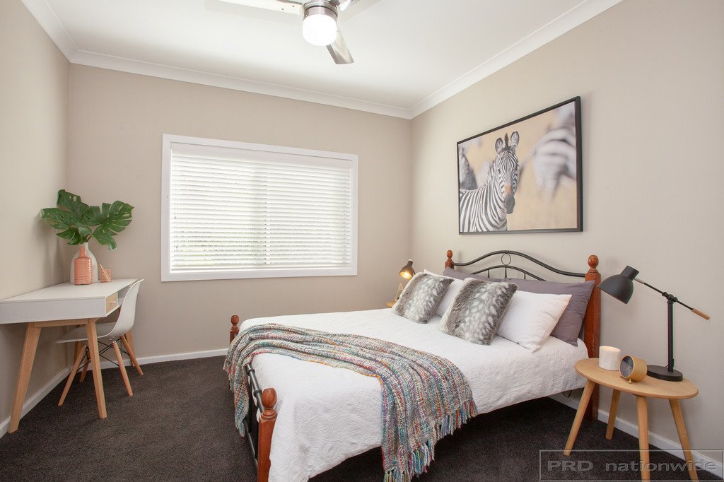 1 Raglan Street HORSESHOE BEND 9