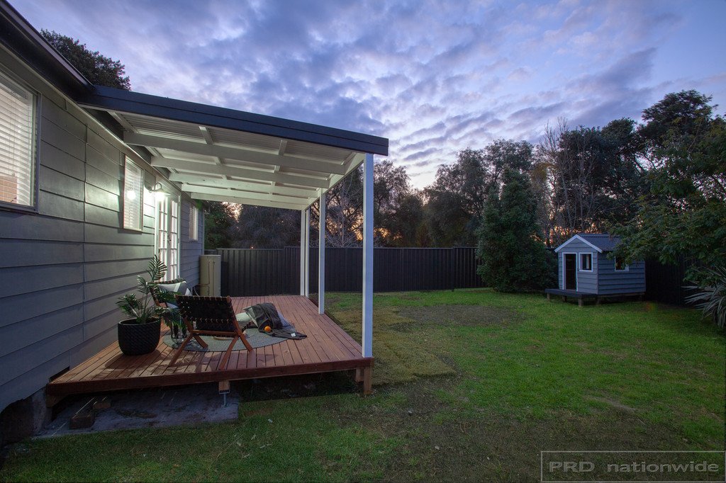 1 Raglan Street HORSESHOE BEND 14
