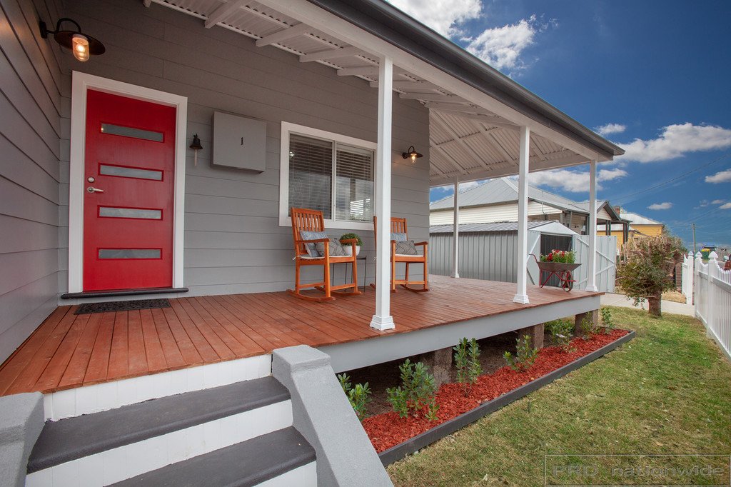 1 Raglan Street HORSESHOE BEND 20