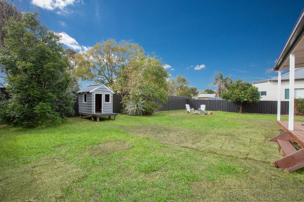 1 Raglan Street HORSESHOE BEND 26