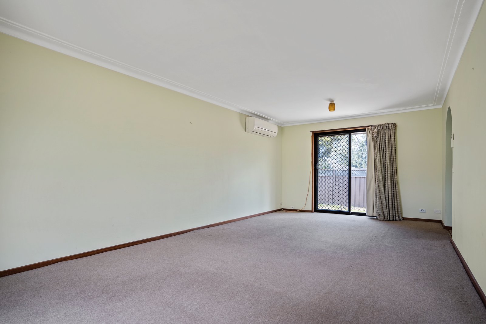 1 Reception Avenue STRATHDALE 4