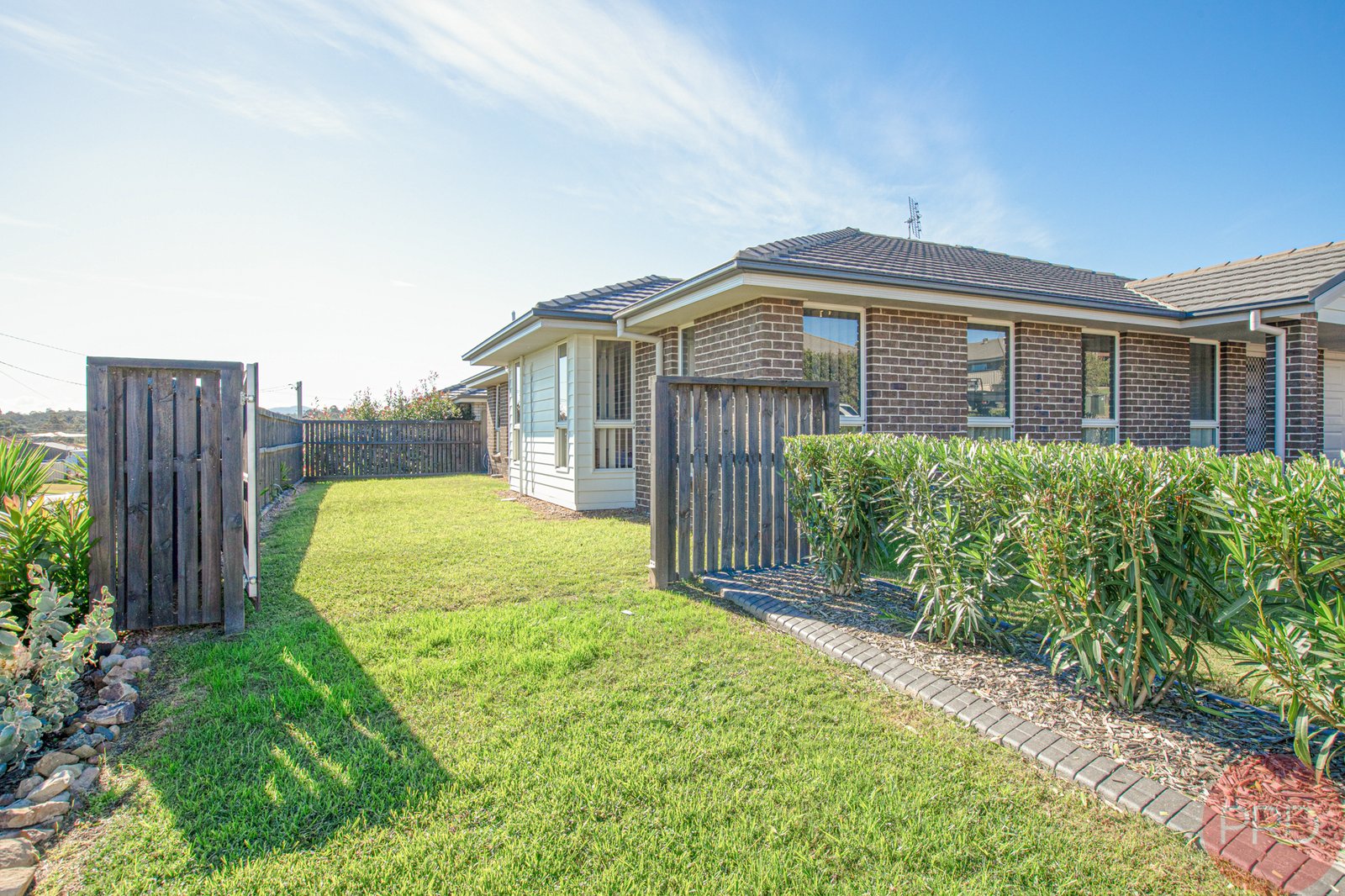 1 Redgrove Circuit BRANXTON 11