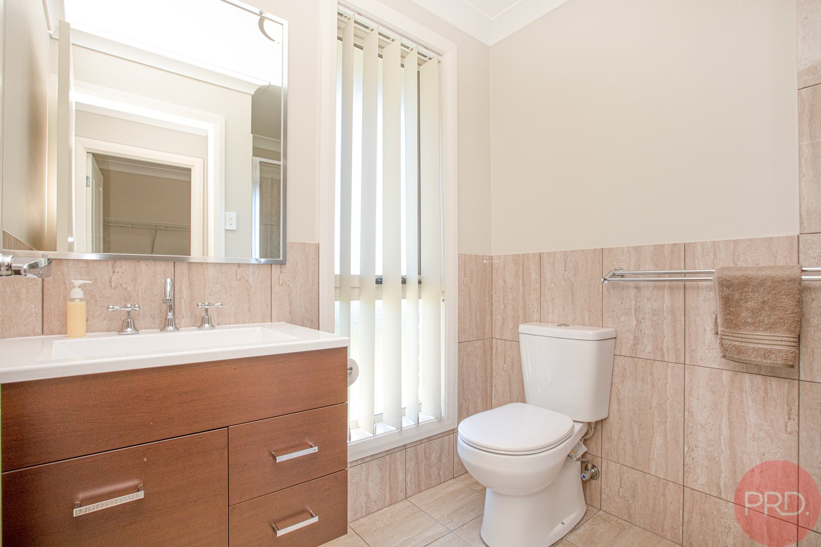 1 Redgrove Circuit BRANXTON 14