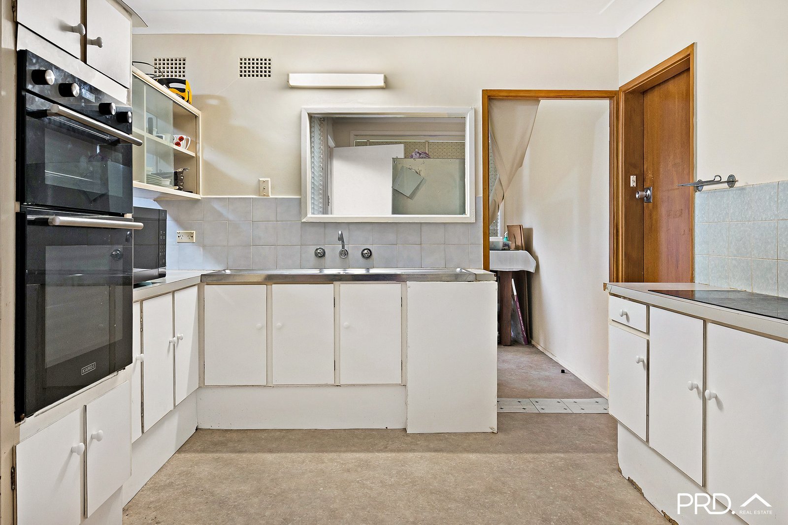 1 Redgum Drive LUGARNO 3