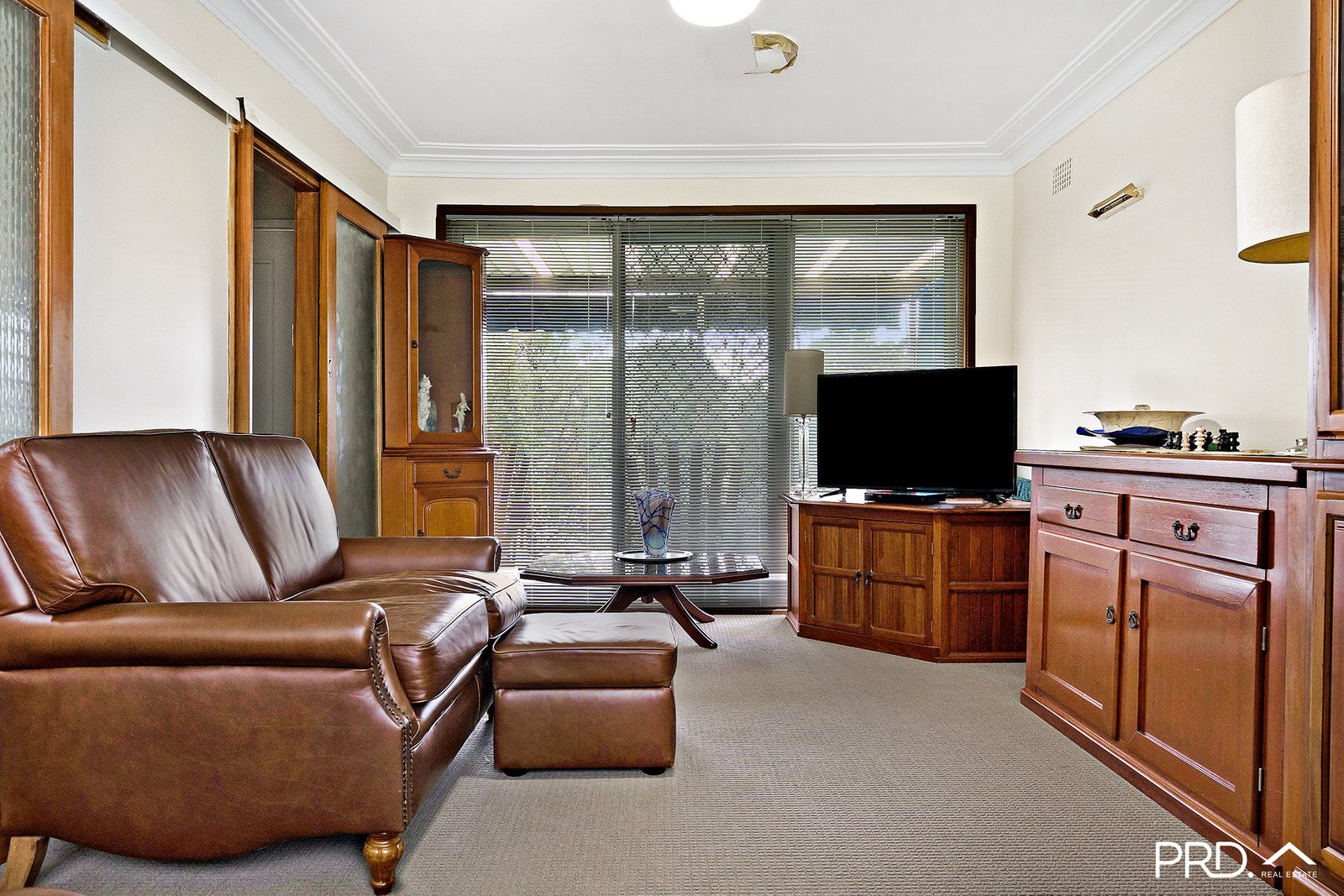 1 Redgum Drive LUGARNO 4