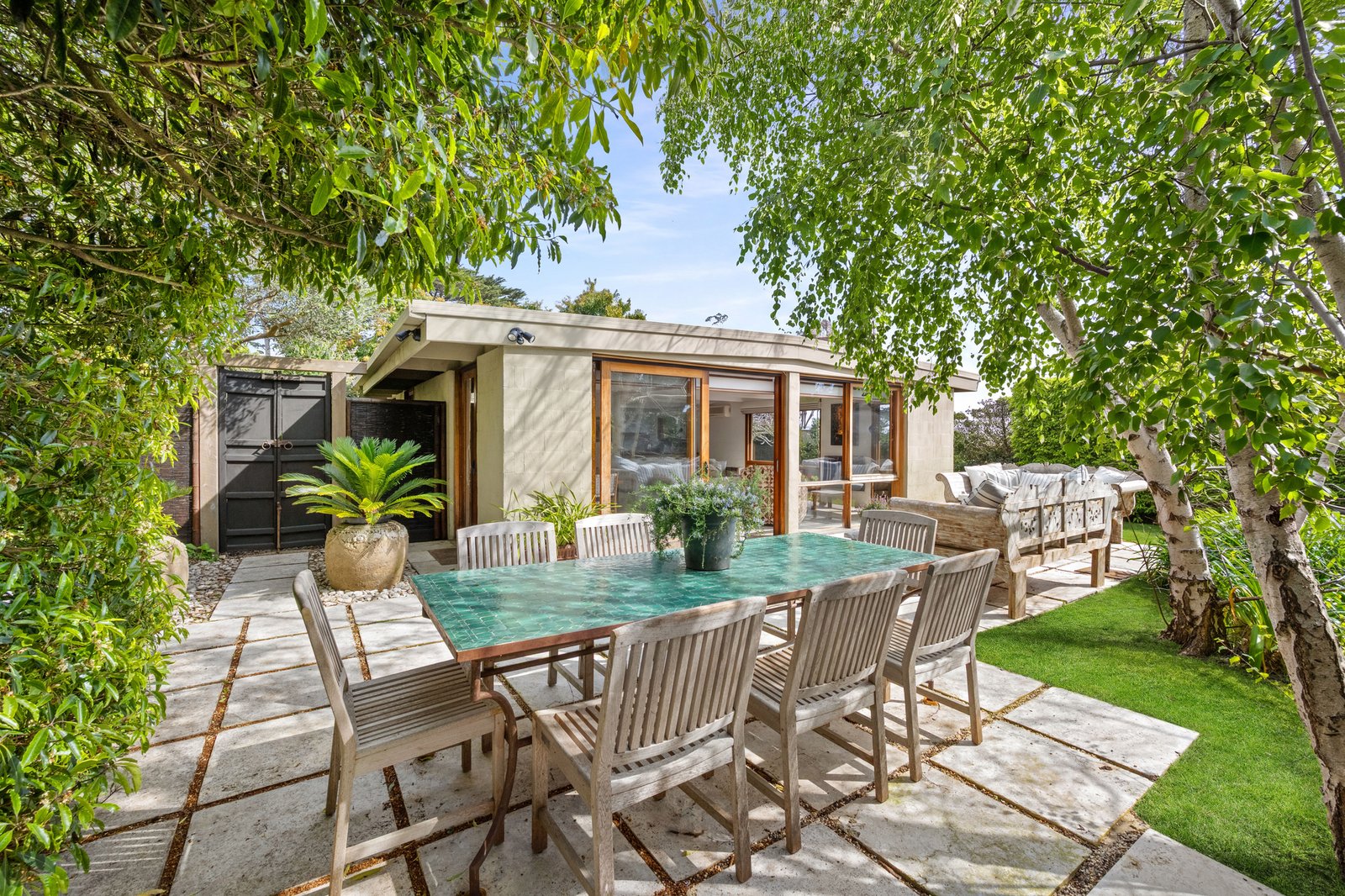 Gallery: 1 Reid Court