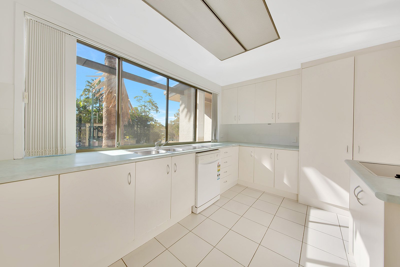 1 Richard Street BOYNE ISLAND 9