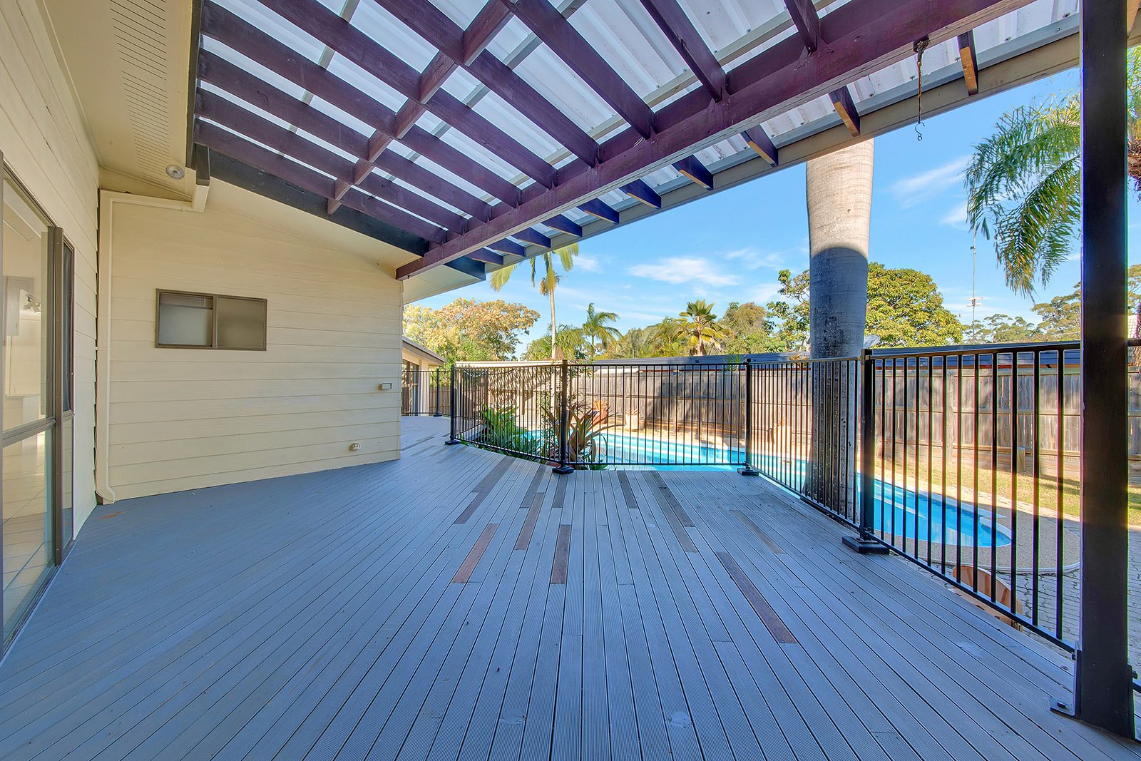 1 Richard Street BOYNE ISLAND 21