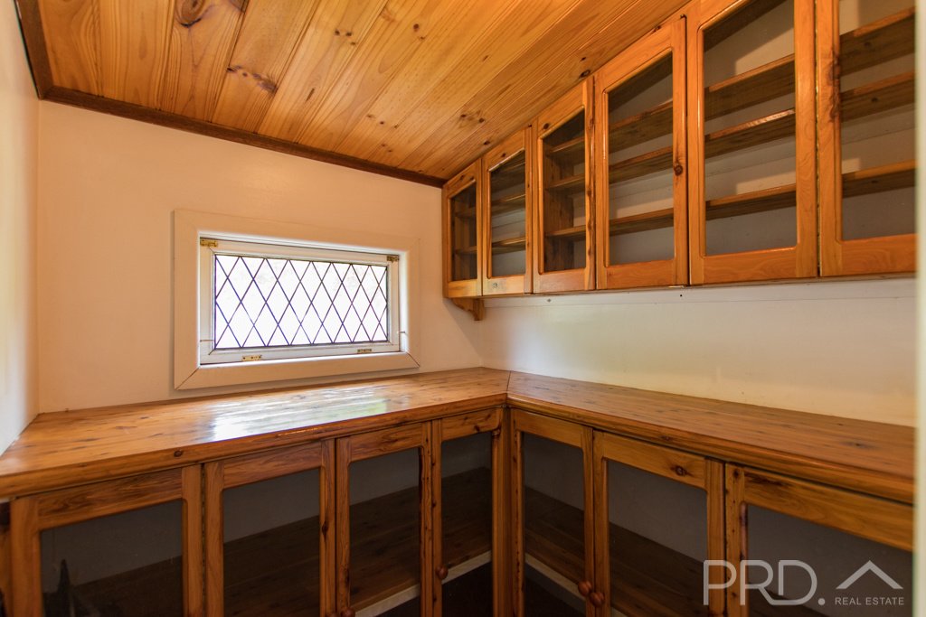 1 Rimmers Lane ADELONG 10