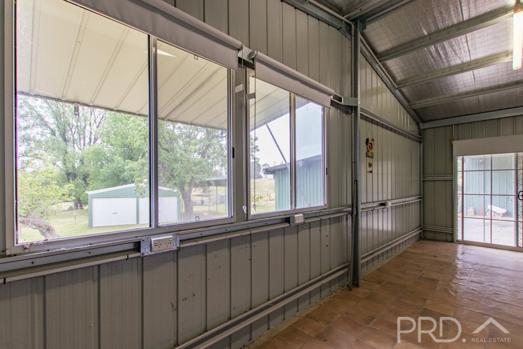 1 Rimmers Lane ADELONG 20