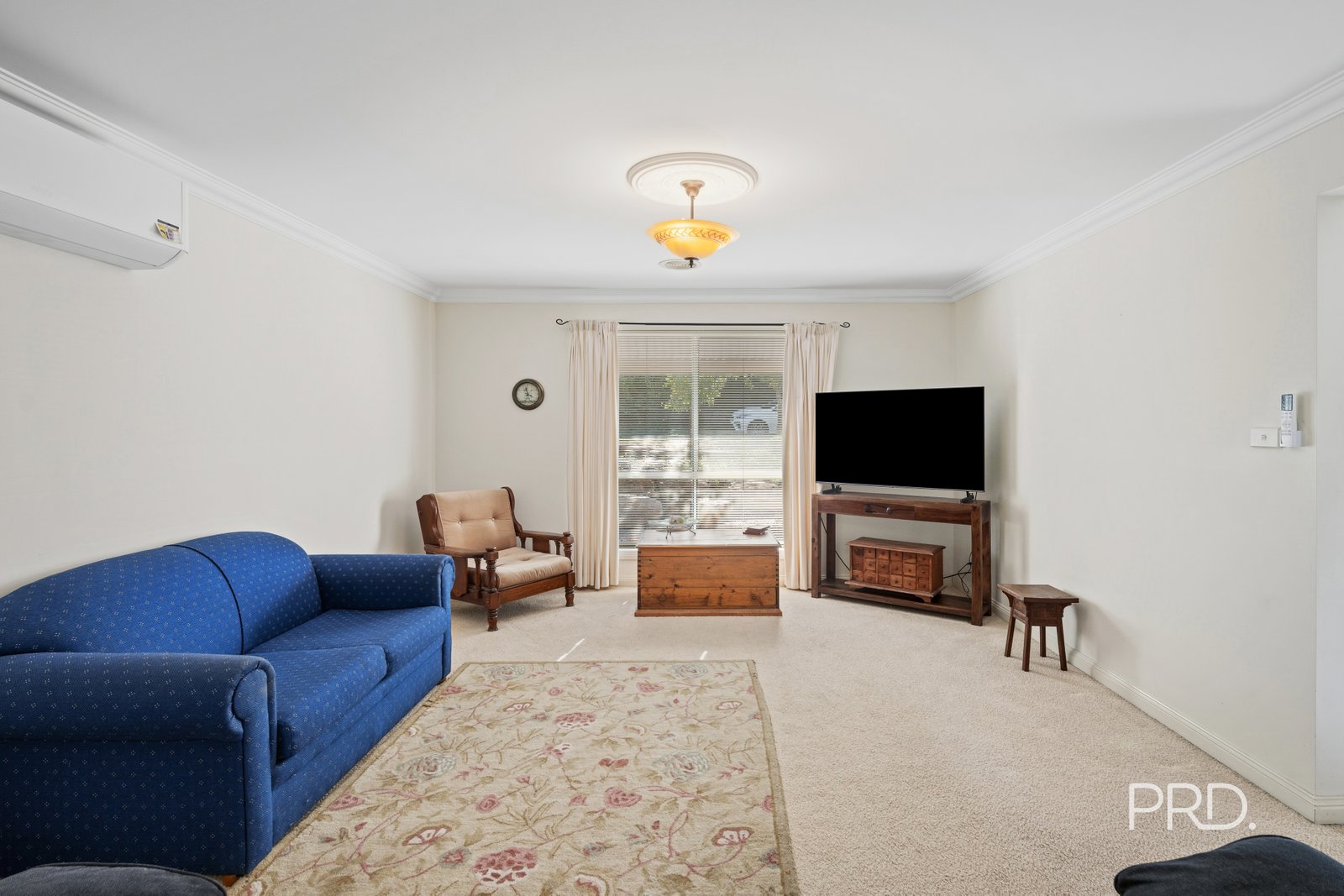 1 Roberts Way KOORINGAL 8