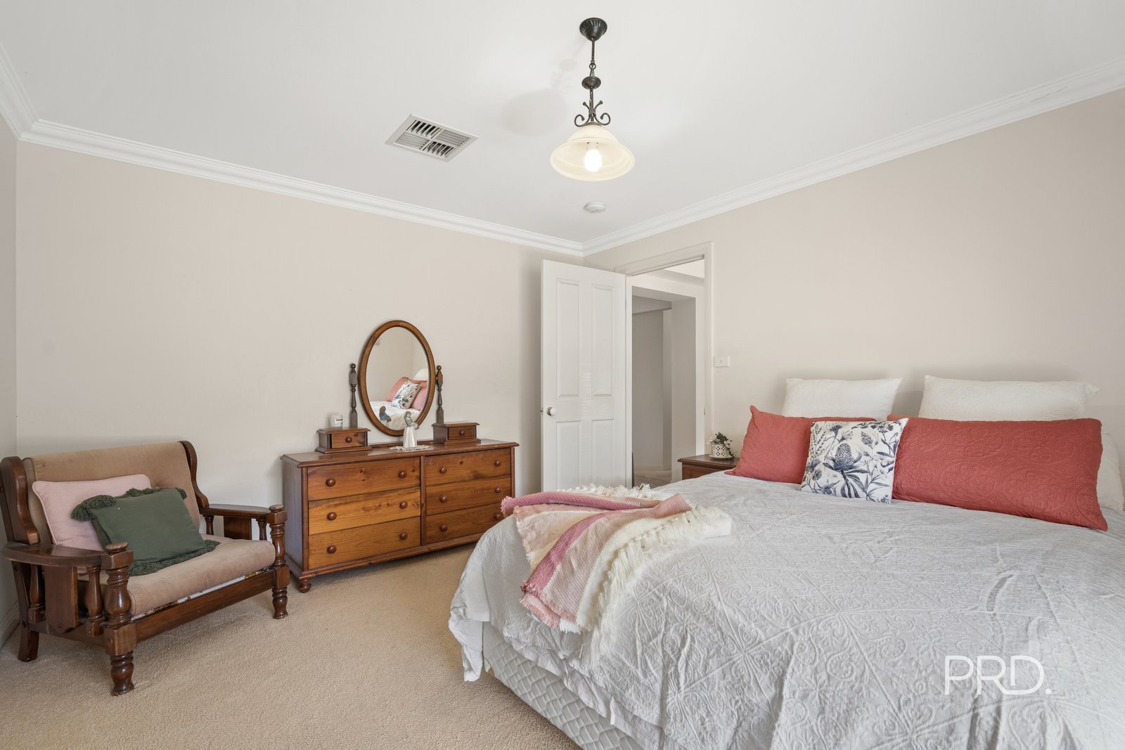 1 Roberts Way KOORINGAL 10