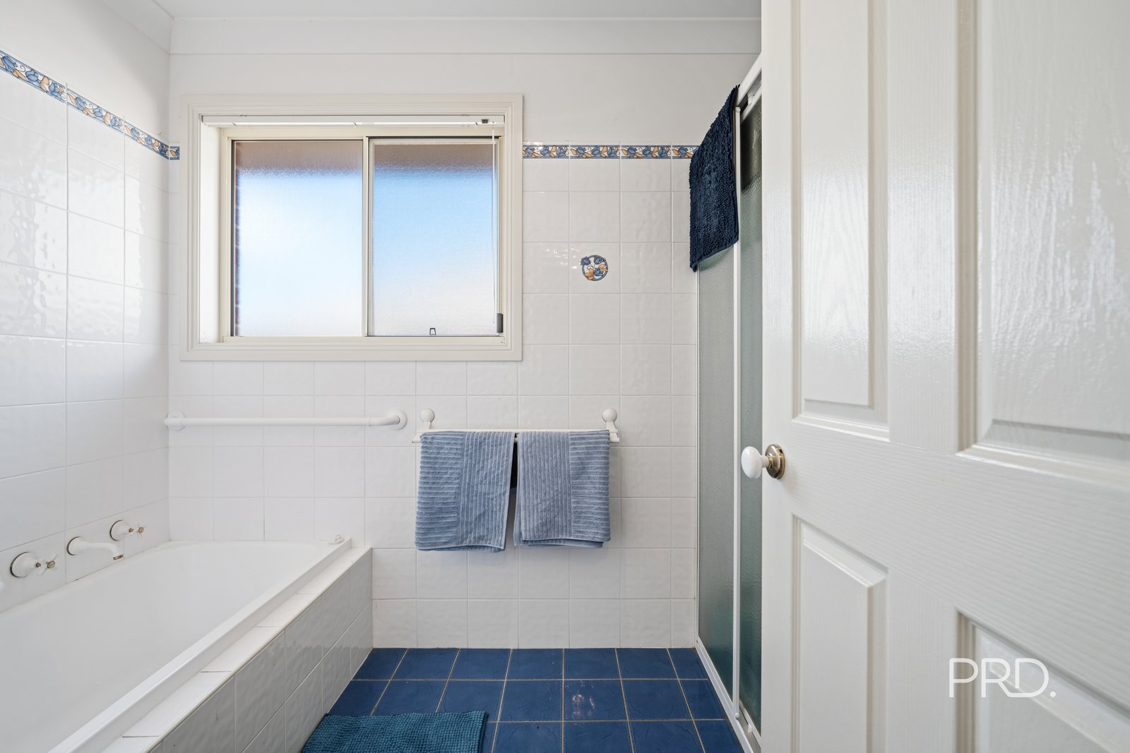 1 Roberts Way KOORINGAL 17