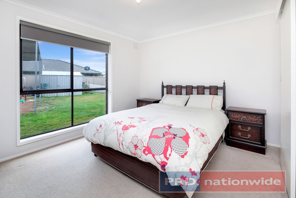 1 Rowan Parade WENDOUREE 4