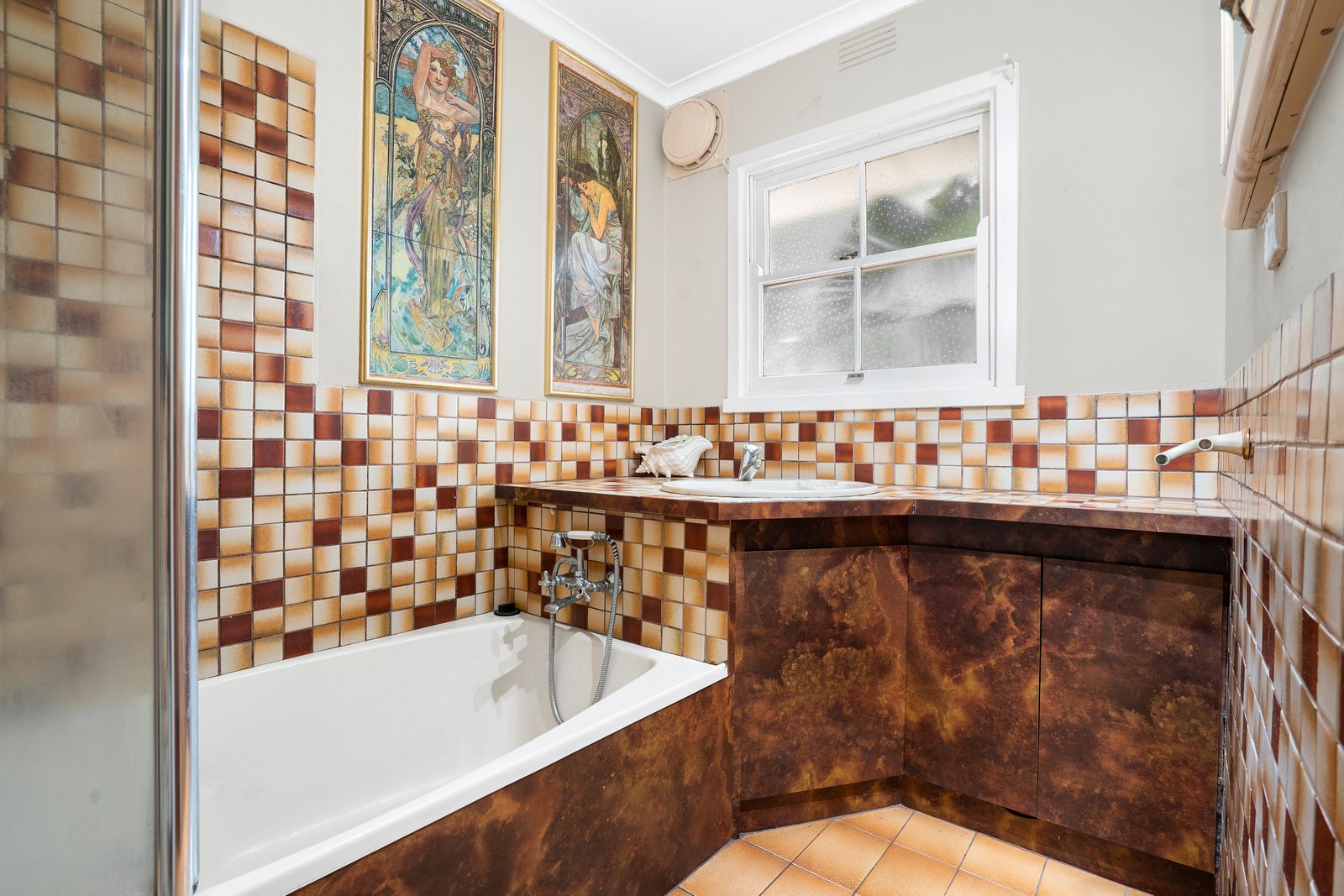 Gallery: 1 Rowans Road