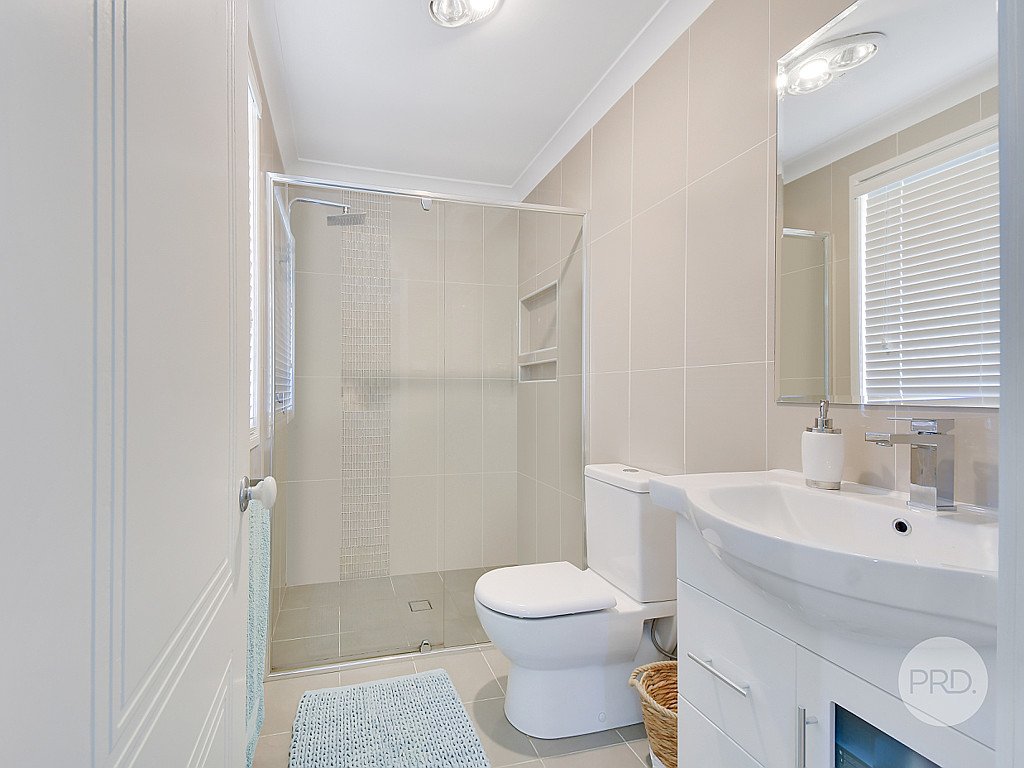 1 Saddler Way GLENMORE PARK 11