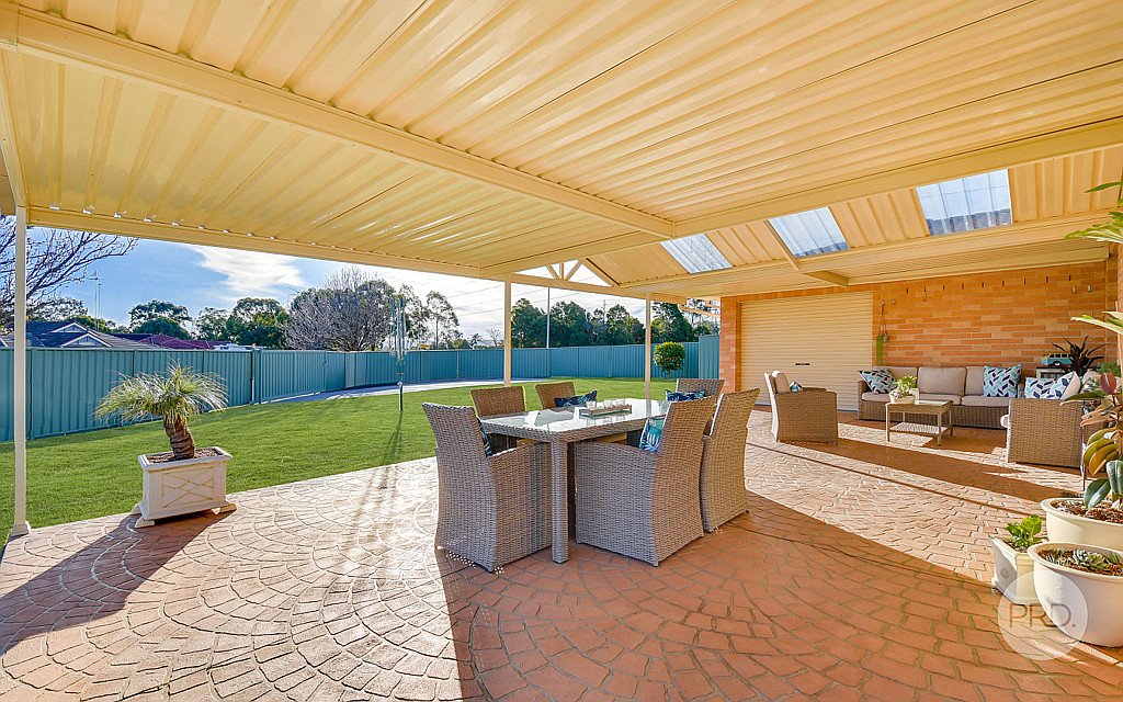 1 Saddler Way GLENMORE PARK 14