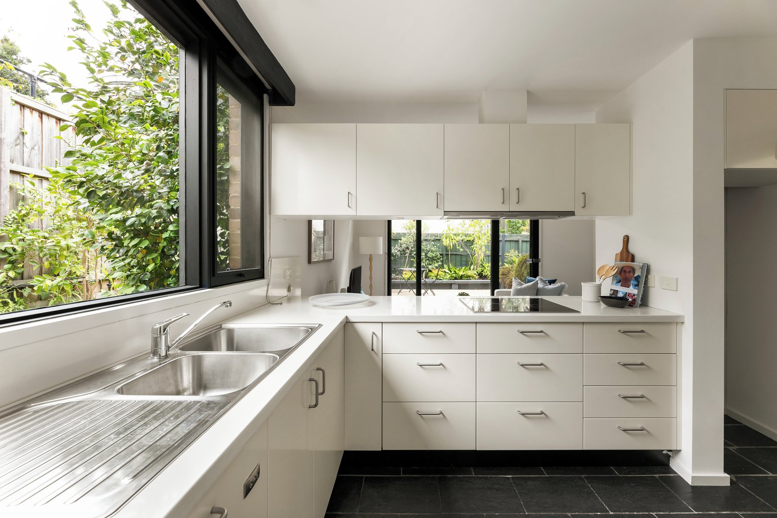 1 Salford Avenue, Balwyn, 3103