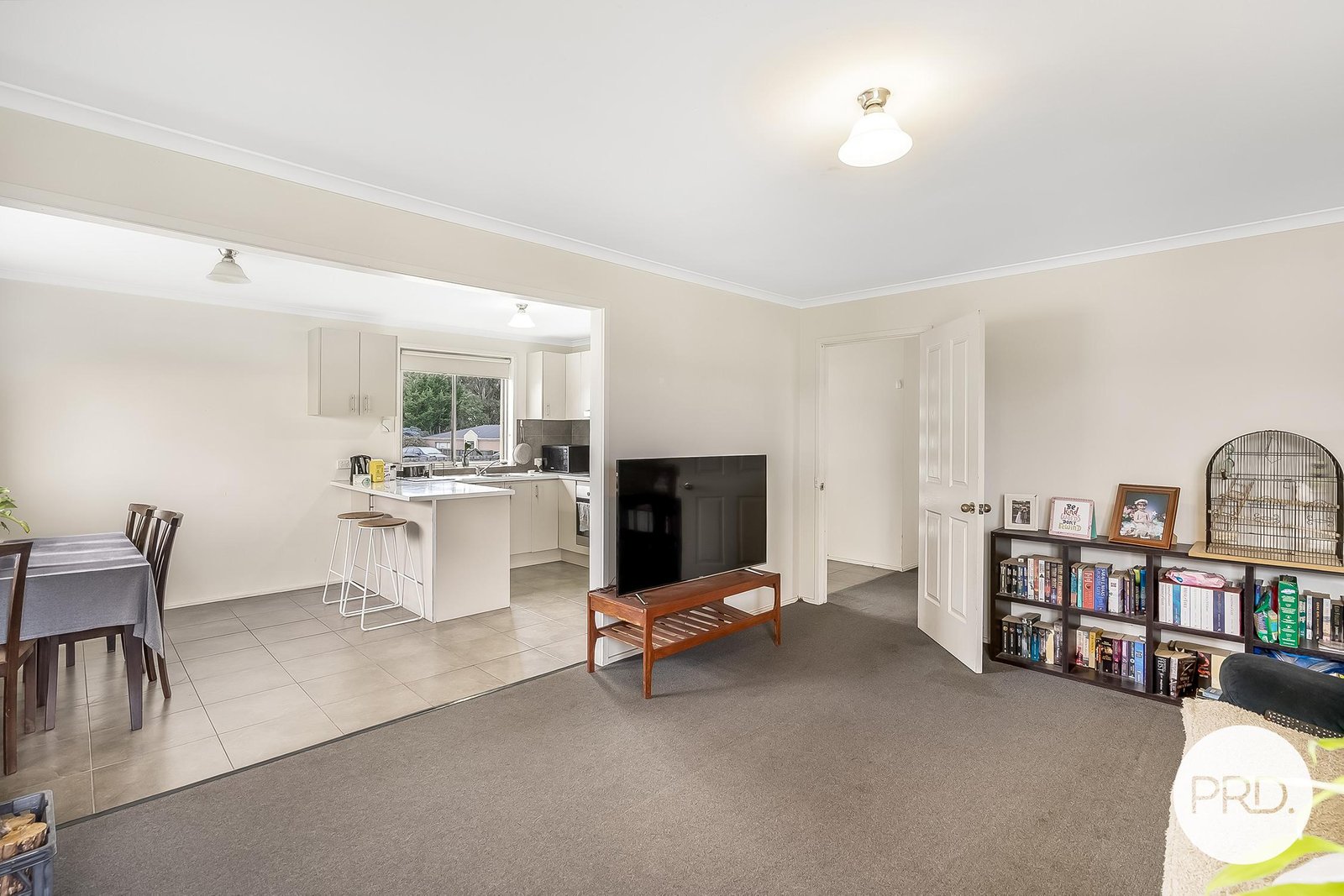 1 Sands Court CLARENDON VALE 4