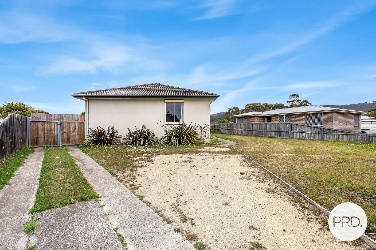 1 Sands Court CLARENDON VALE 2