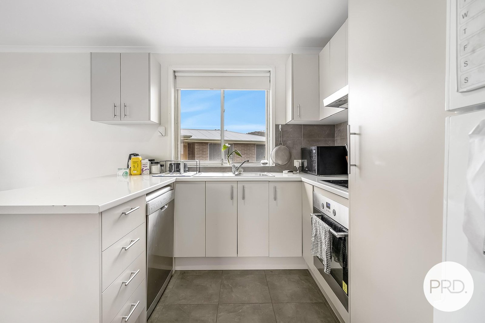 1 Sands Court CLARENDON VALE 3