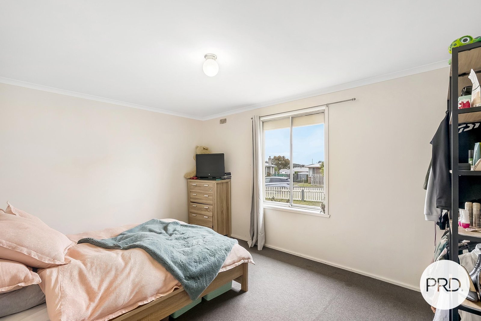 1 Sands Court CLARENDON VALE 6