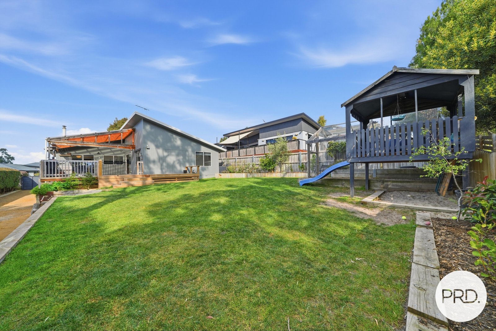 1 Sandstone Grove BLACKMANS BAY 18