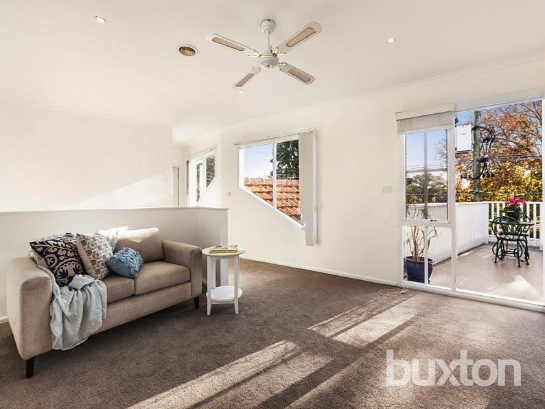 Gallery: 1 Scarborough Grove